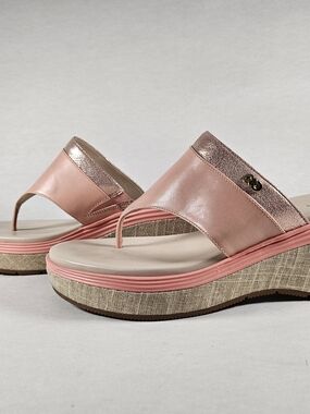Cole Haan Women's Pink Platform Thong Sandals